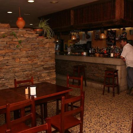A Taberna De Vento Hotel Lalin Exterior photo