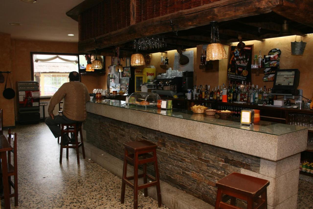 A Taberna De Vento Hotel Lalin Exterior photo
