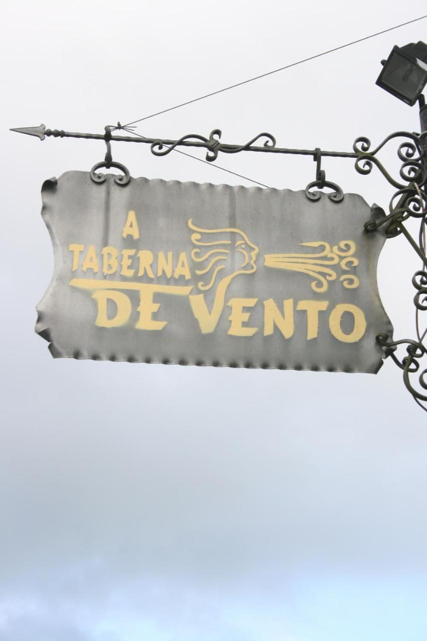 A Taberna De Vento Hotel Lalin Exterior photo